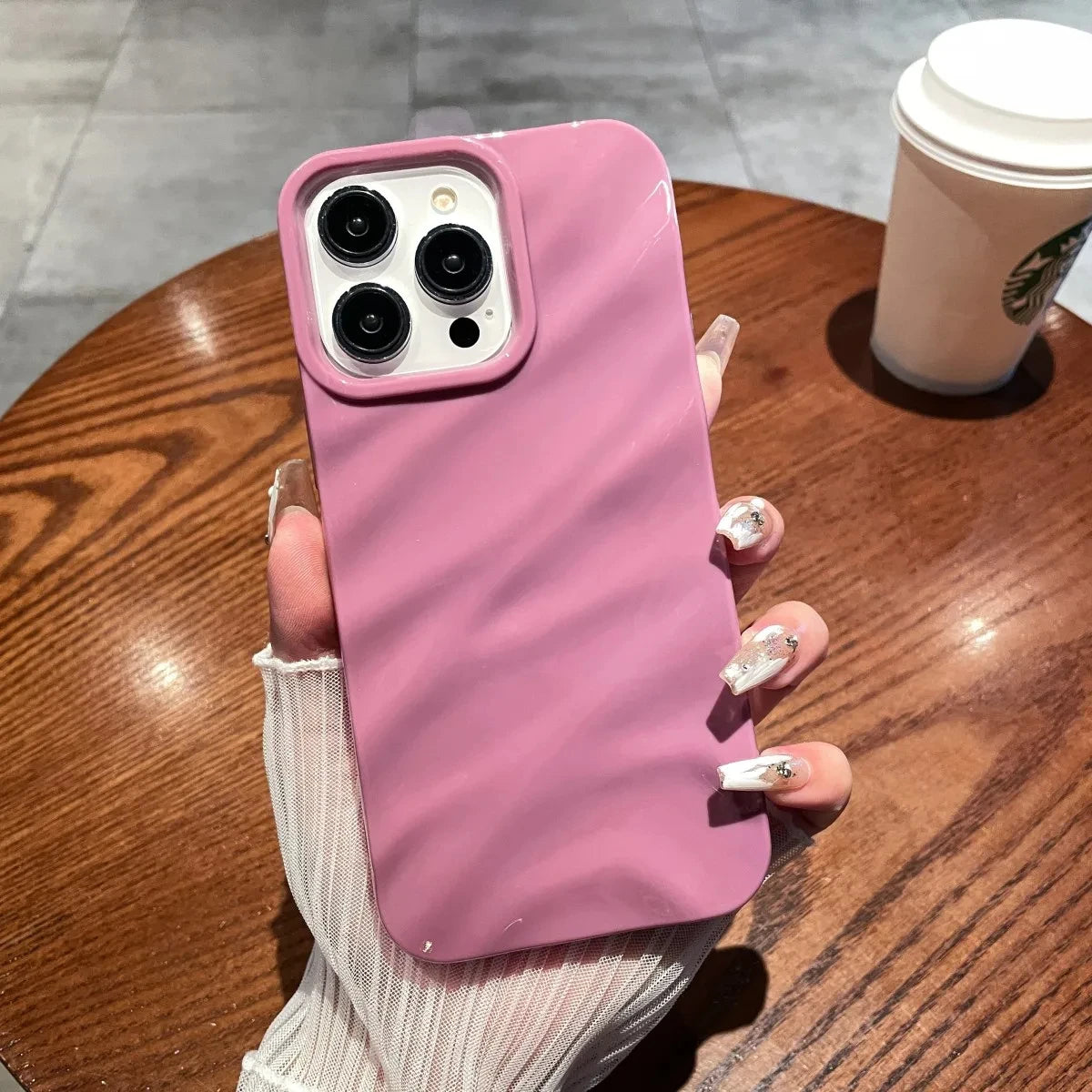 Luxury 3D Wavy Pattern Case For iPhone Solid Color Glossy Soft Silicone.