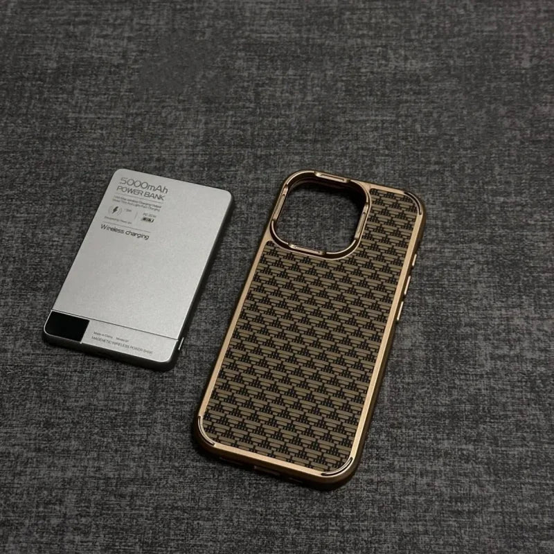 Luxury Carbon fiber  Kevlar Texture Shockproof Phone Case For iPhone Triangle Pattern Armor Hard Bumper Cover.
