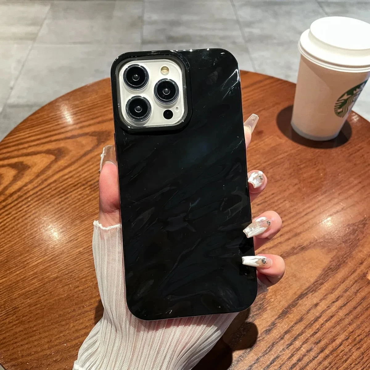 Luxury 3D Wavy Pattern Case For iPhone Solid Color Glossy Soft Silicone.